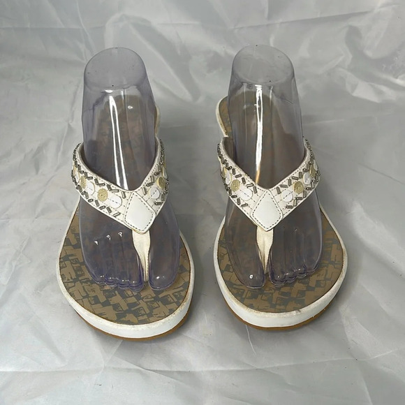 CLARKS Platform Wedge Thong Sandals White Beaded Vegan Leather Boho Size 11 - Picture 2 of 12